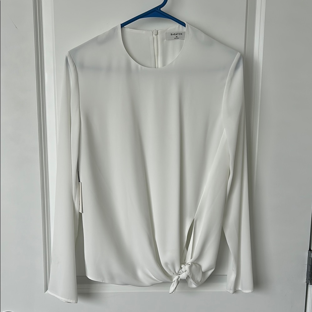 Aritzia Babaton TADEMA BLOUSE